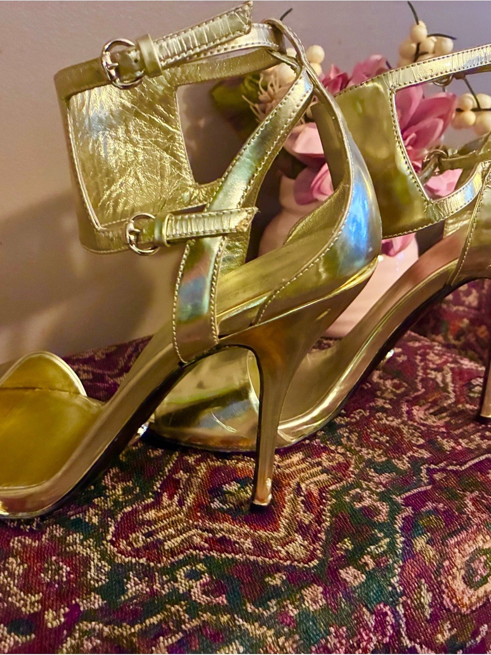Gucci Metallic Gold Leather Ankle-Strap Heels - Picture 4 of 7